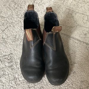 Women’s Blundstones